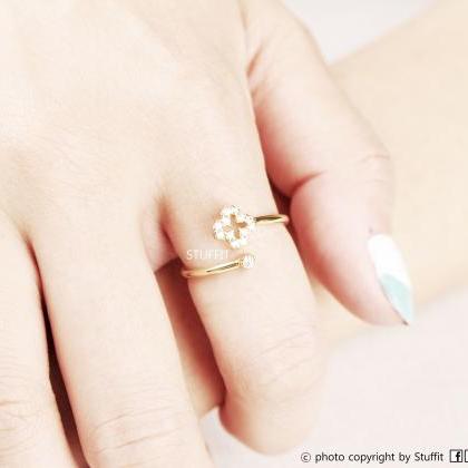 1 Clover Open Ring Lucky Symbol Ring Gold Plated..