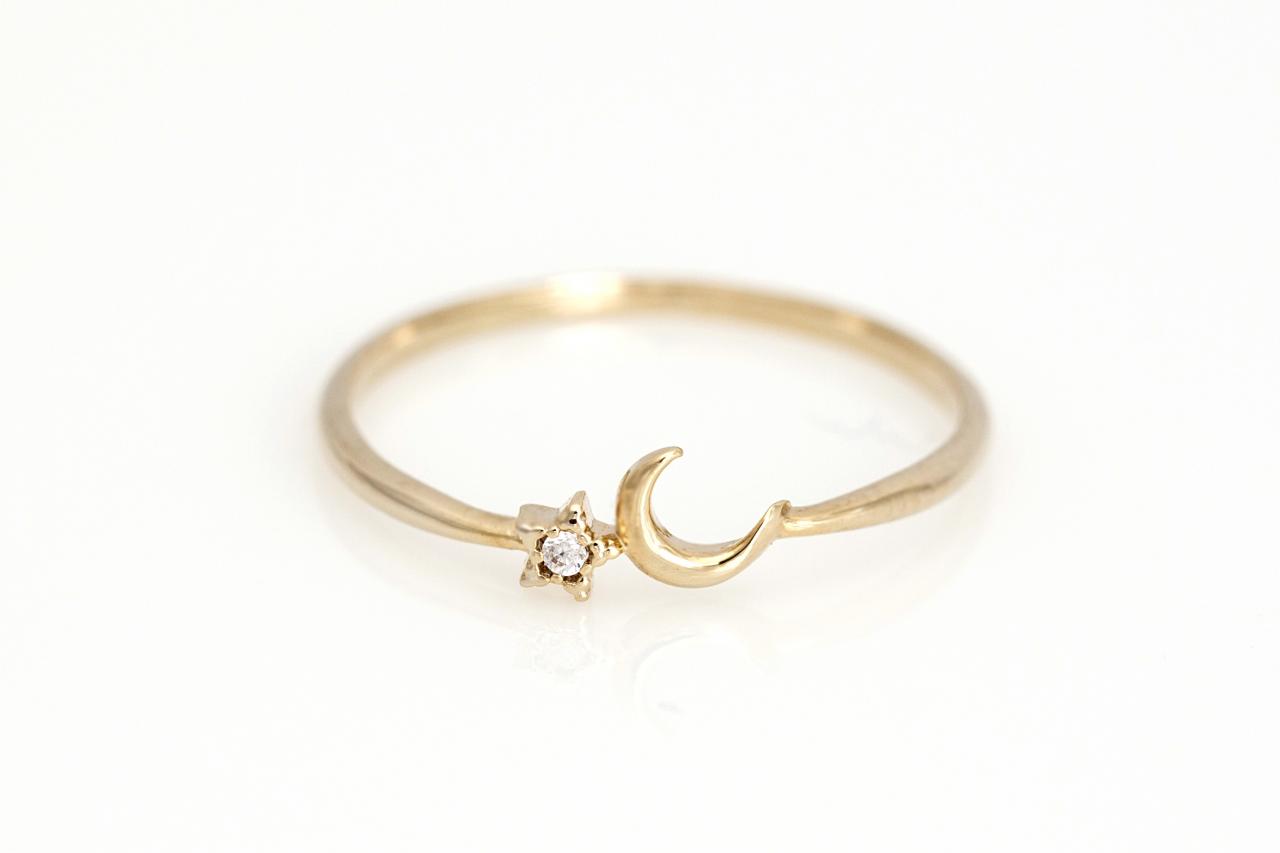 Crescent Moon And Star Ring Delicate Shiny Ring Gold Plated Over Brass 5ndar6