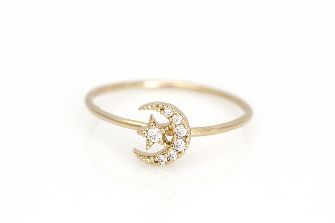 Crescent Moon And Star Ring Delicate Shiny Ring Gold Plated Over Brass 5ndar4