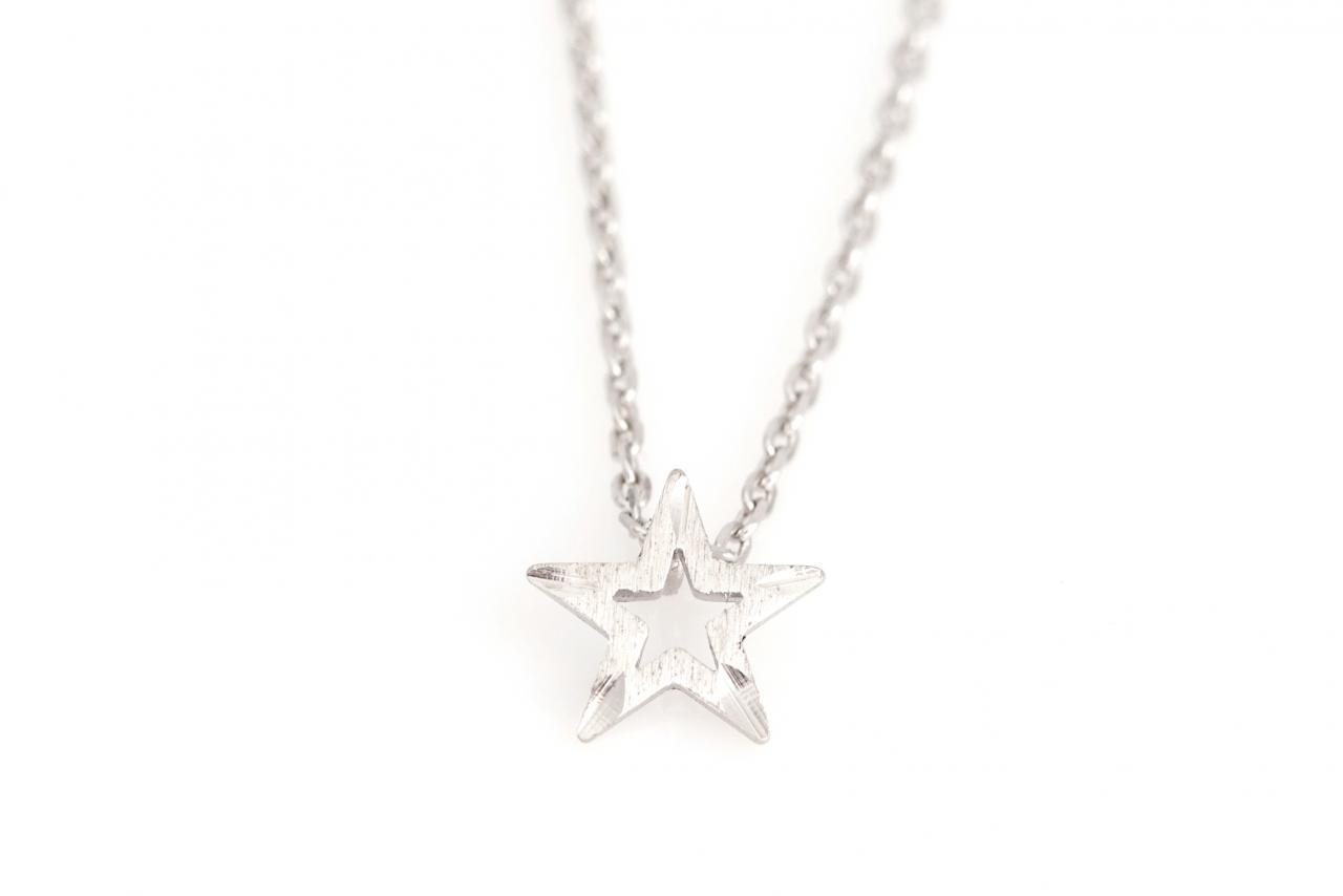 1 Star Necklace Delicate Scratch Star Necklace Rhodium Plated Brass 5nban7